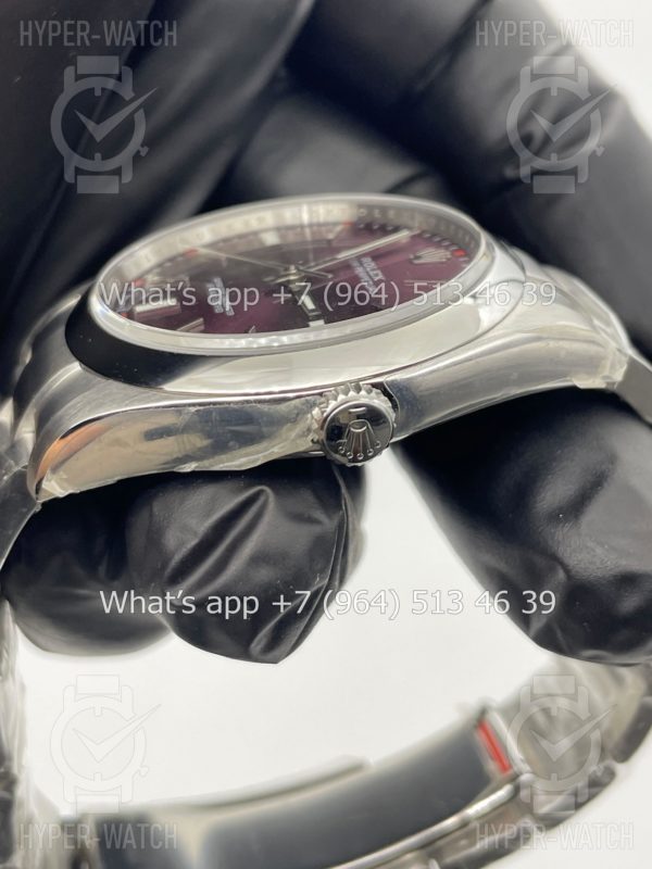 Товар Rolex Oyster Perpetual 39mm 114300 Rhodium Dial Фото 11 - Rolex Oyster Perpetual 39mm 114300 Rhodium Dial