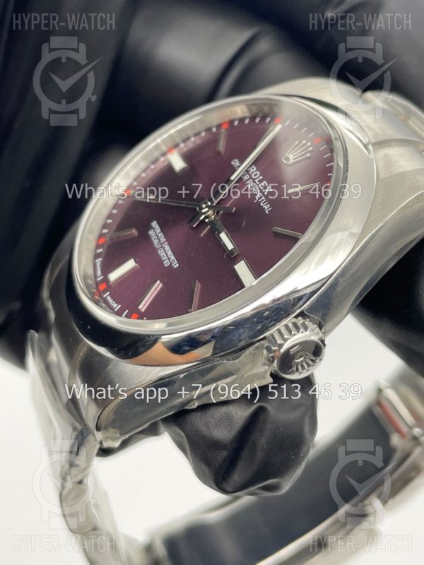 Товар Rolex Oyster Perpetual 39mm 114300 Rhodium Dial Фото 12 - Rolex Oyster Perpetual 39mm 114300 Rhodium Dial
