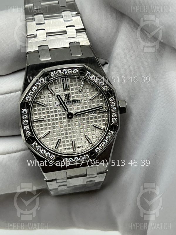 Товар Audemars Piguet Royal Oak 33mm 67651ST.ZZ.1261ST.01 Фото 6 - Audemars Piguet Royal Oak 33mm 67651ST.ZZ.1261ST.01