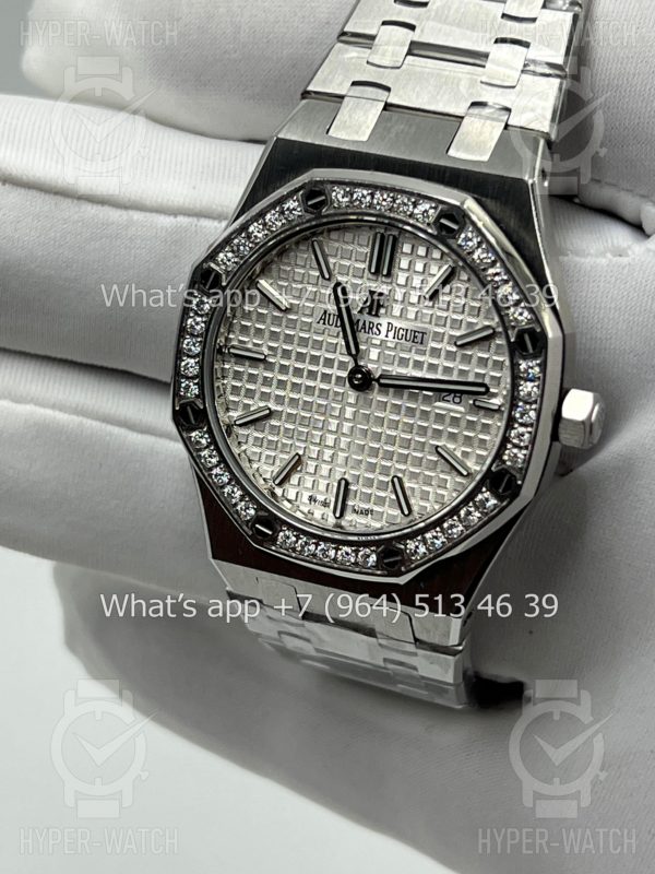 Товар Audemars Piguet Royal Oak 33mm 67651ST.ZZ.1261ST.01 Фото 7 - Audemars Piguet Royal Oak 33mm 67651ST.ZZ.1261ST.01