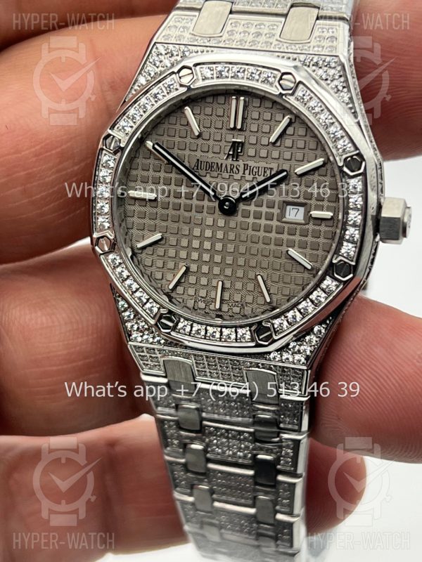Товар Audemars Piguet Royal Oak 33mm 67652BC.ZZ.1262BC Фото 3 - Audemars Piguet Royal Oak 33mm 67652BC.ZZ.1262BC