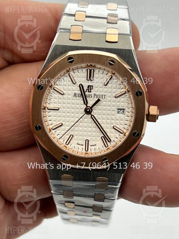 Товар Audemars Piguet Royal Oak 37mm 15550SR.OO.1356SR.02 Фото 5 - Audemars Piguet Royal Oak 37mm 15550SR.OO.1356SR.02
