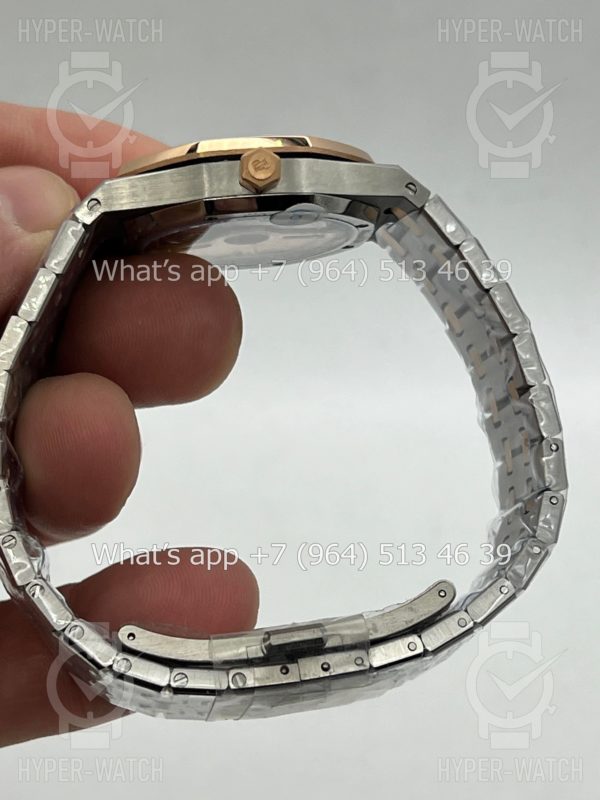 Товар Audemars Piguet Royal Oak 37mm 15550SR.OO.1356SR.02 Фото 9 - Audemars Piguet Royal Oak 37mm 15550SR.OO.1356SR.02