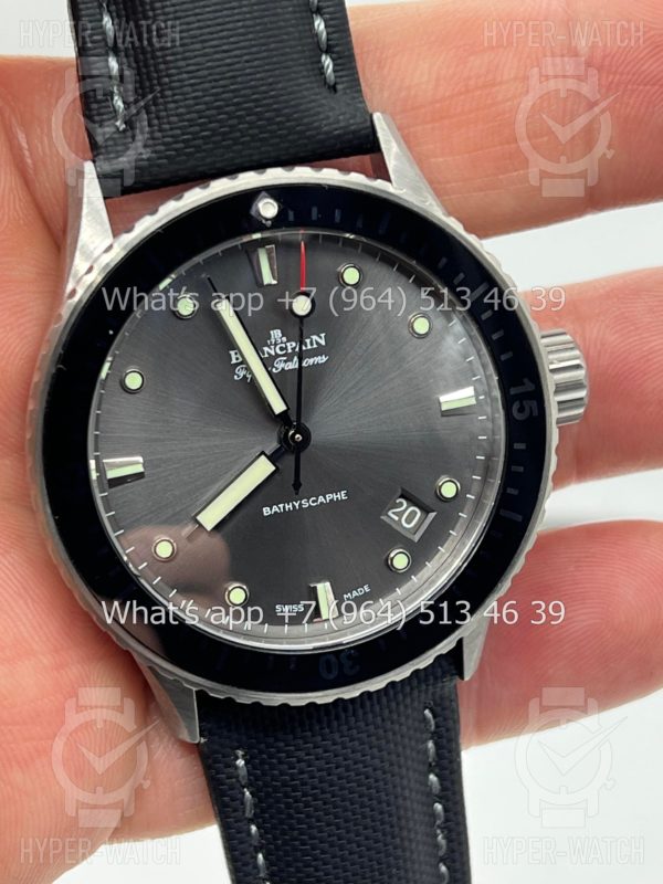 Товар Blancpain Fifty Fathoms Bathyscaphe 43mm 5000 1110 B52A Фото 2 - Blancpain Fifty Fathoms Bathyscaphe 43mm 5000 1110 B52A