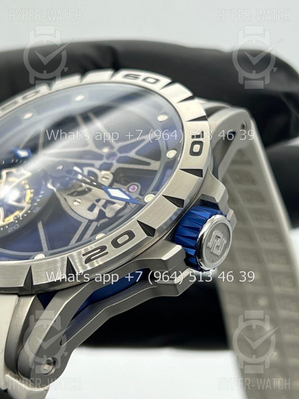 Товар Roger Dubuis Excalibur 45mm Flying Tourbillon White Blue Фото 6 - Roger Dubuis Excalibur 45mm Flying Tourbillon White Blue