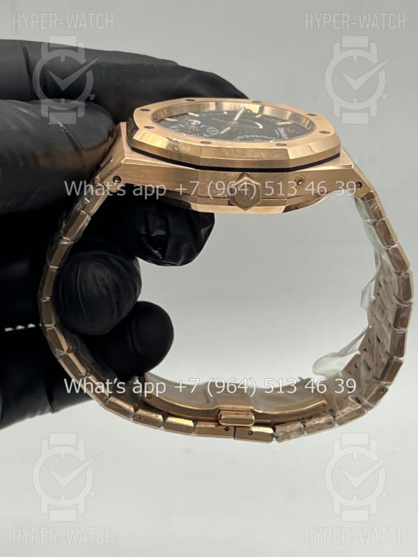 Товар Audemars Piguet Royal Oak Dual Time 26120OR.OO.D002CR.01 Фото 10 - Audemars Piguet Royal Oak Dual Time 26120OR.OO.D002CR.01