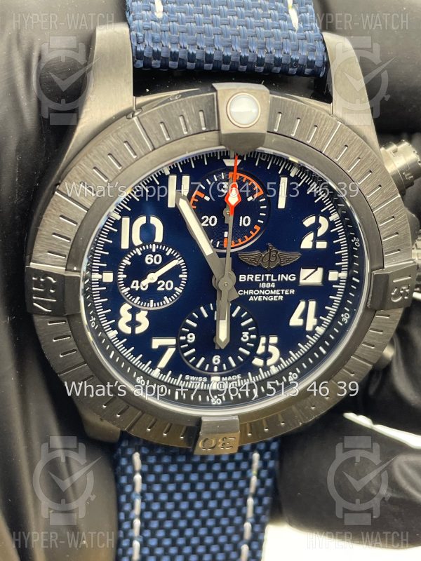 Товар Breitling Avenger V13375101C1X1 Фото 4 - Breitling Avenger V13375101C1X1