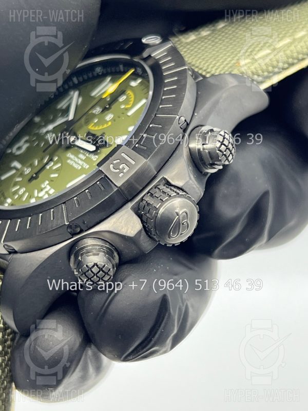 Фото 5 - Breitling Avenger V13317101L1X1
