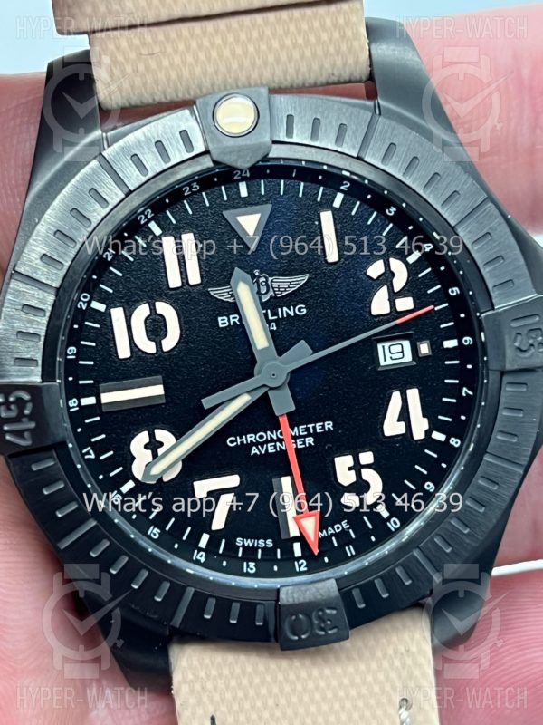 Фото 2 - Breitling Avenger V32395101B1X1