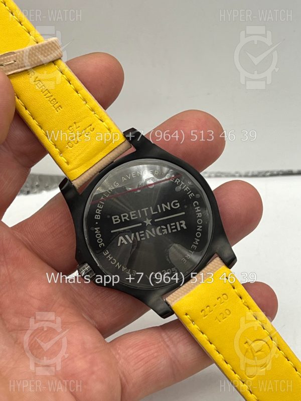 Фото 14 - Breitling Avenger V32395101B1X1