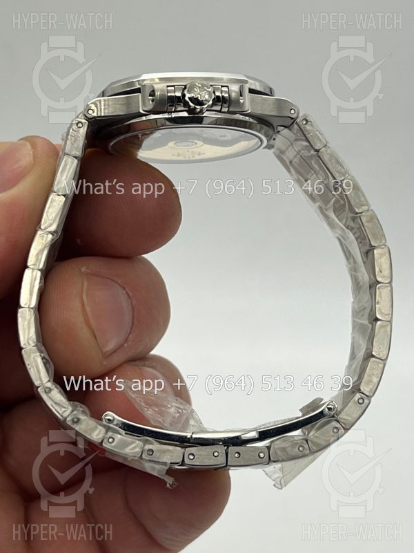 Товар Patek Philippe Nautilus 35mm 7118/1A-001 Фото 8 - Patek Philippe Nautilus 35mm 7118/1A-001