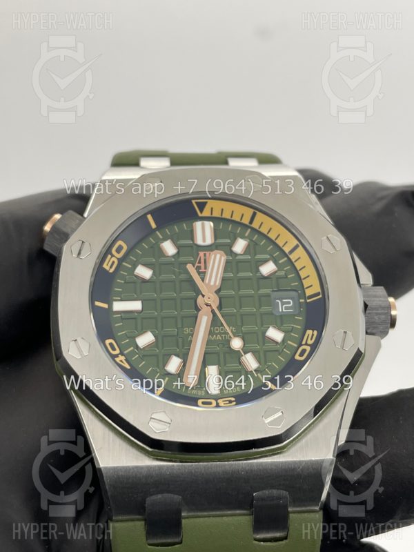 Товар Audemars Piguet Royal Oak Offshore Diver 15720ST.OO.A052CA.01 Фото 3 - Audemars Piguet Royal Oak Offshore Diver 15720ST.OO.A052CA.01