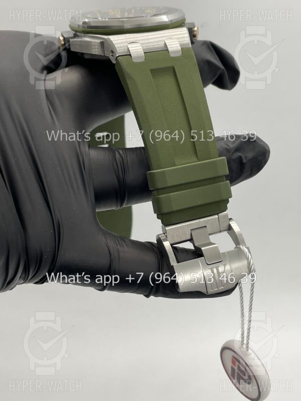 Товар Audemars Piguet Royal Oak Offshore Diver 15720ST.OO.A052CA.01 Фото 7 - Audemars Piguet Royal Oak Offshore Diver 15720ST.OO.A052CA.01
