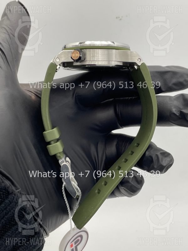 Товар Audemars Piguet Royal Oak Offshore Diver 15720ST.OO.A052CA.01 Фото 9 - Audemars Piguet Royal Oak Offshore Diver 15720ST.OO.A052CA.01