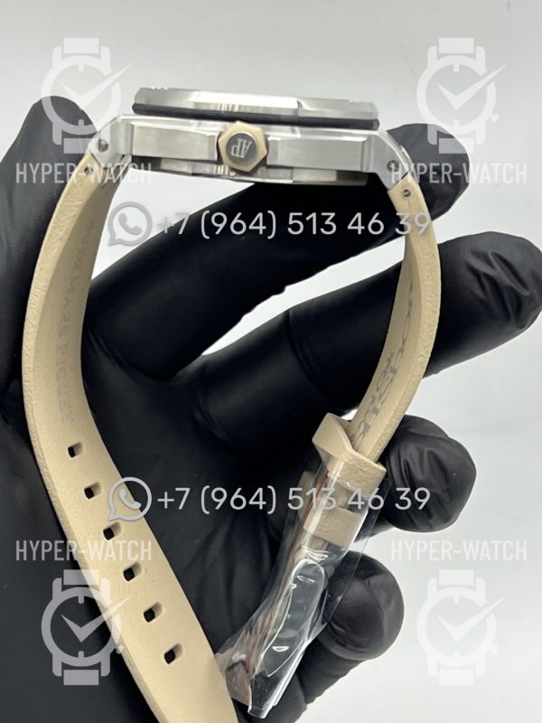 Товар Audemars Piguet Royal Oak Offshore Diver 15710ST.OO.A085CA.01 Фото 14 - Audemars Piguet Royal Oak Offshore Diver 15710ST.OO.A085CA.01