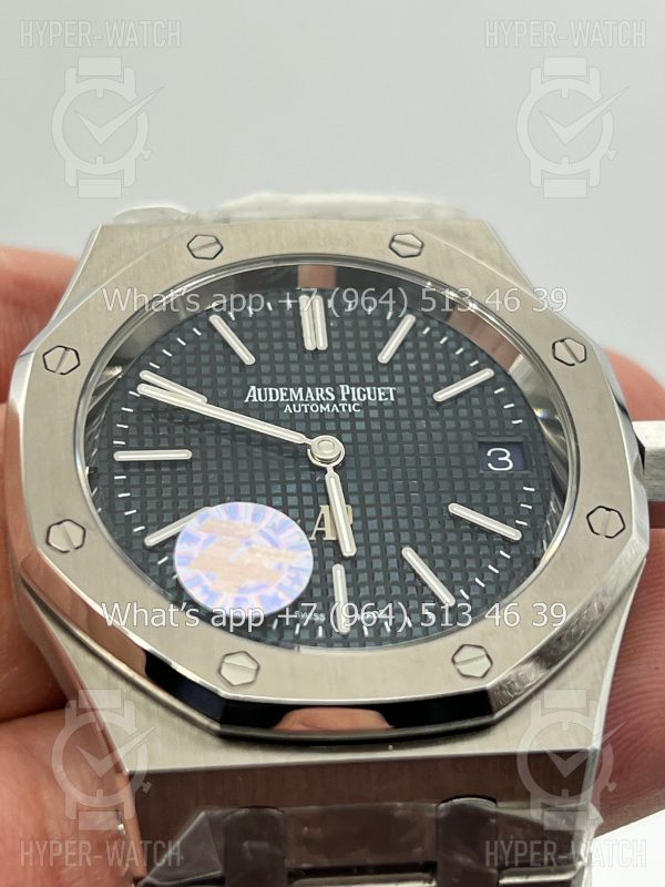 Товар Audemars Piguet Royal Oak Jumbo 39mm 15202ST.OO.1240ST.01 ZF Фото 4 - Audemars Piguet Royal Oak Jumbo 39mm 15202ST.OO.1240ST.01 ZF