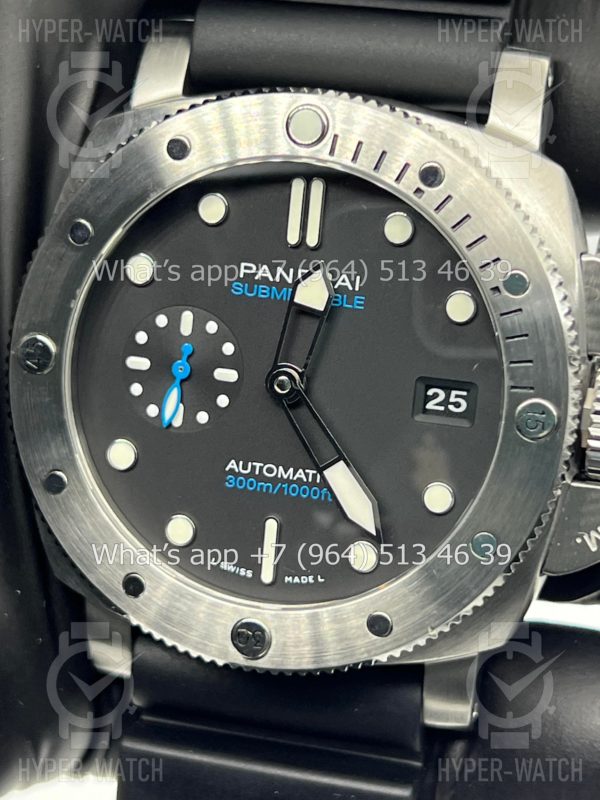 Фото 4 - Officine Panerai Luminor Submersible PAM01305