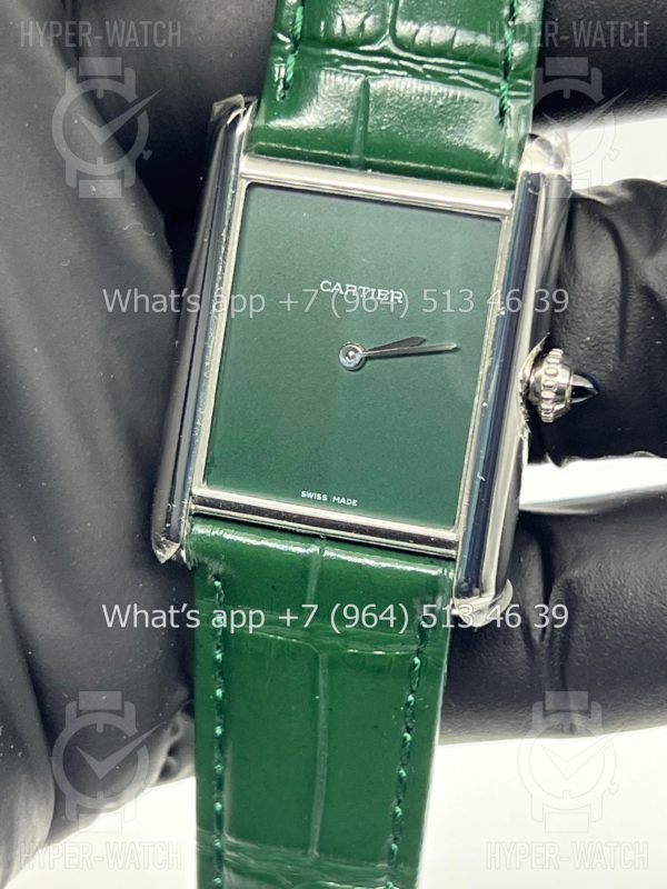 Товар Cartier Tank 25,5 WSTA0056 Фото 3 - Cartier Tank 25,5 WSTA0056
