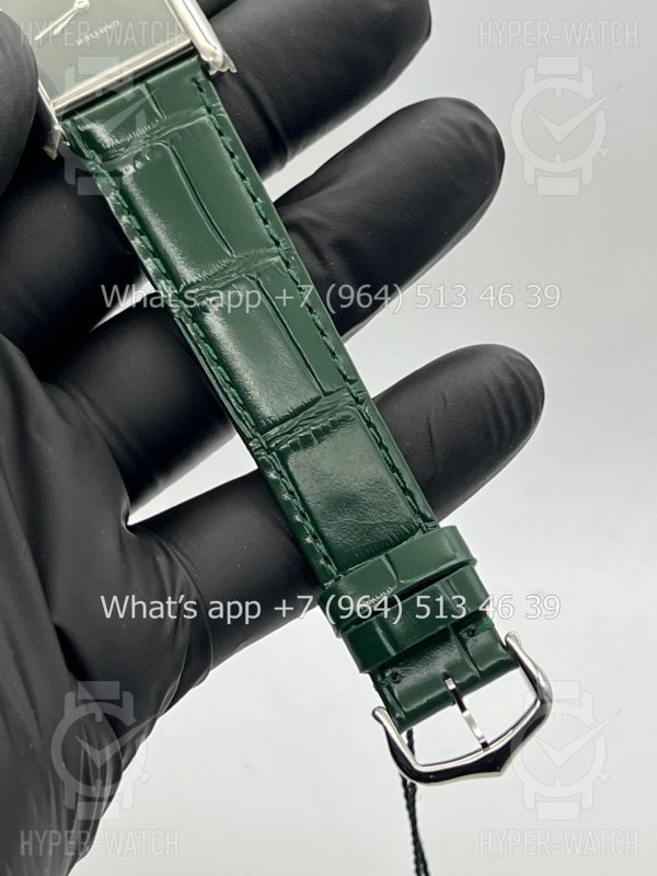 Товар Cartier Tank 25,5 WSTA0056 Фото 10 - Cartier Tank 25,5 WSTA0056