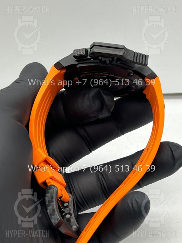 Товар Graham Chronofighter Superlight Orange 2CCBK.O01A 47mm Фото 13 - Graham Chronofighter Superlight Orange 2CCBK.O01A 47mm