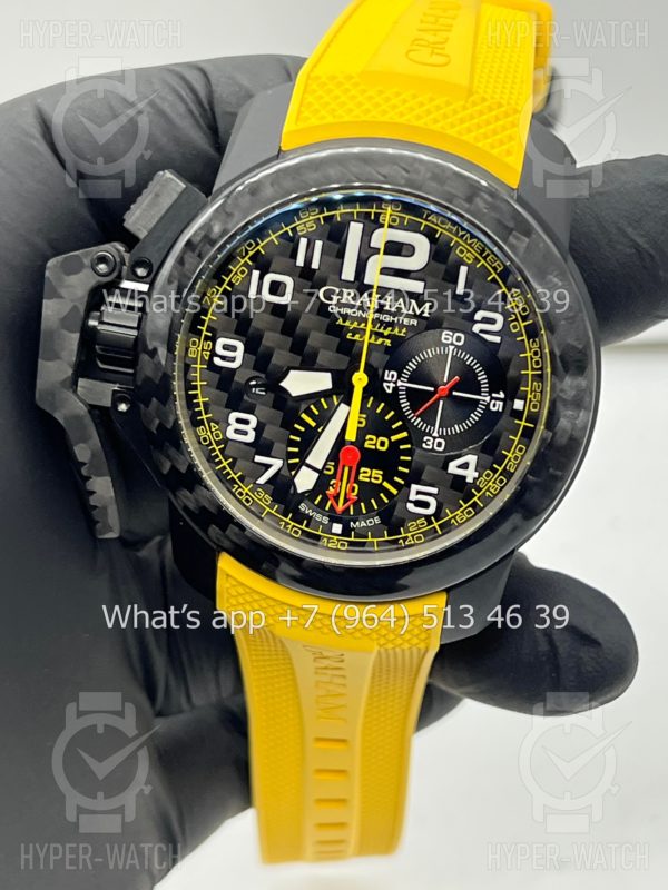 Товар Graham Chronofighter Superlight Yellow 2CCBK.B15A.K103K Фото 4 - Graham Chronofighter Superlight Yellow 2CCBK.B15A.K103K