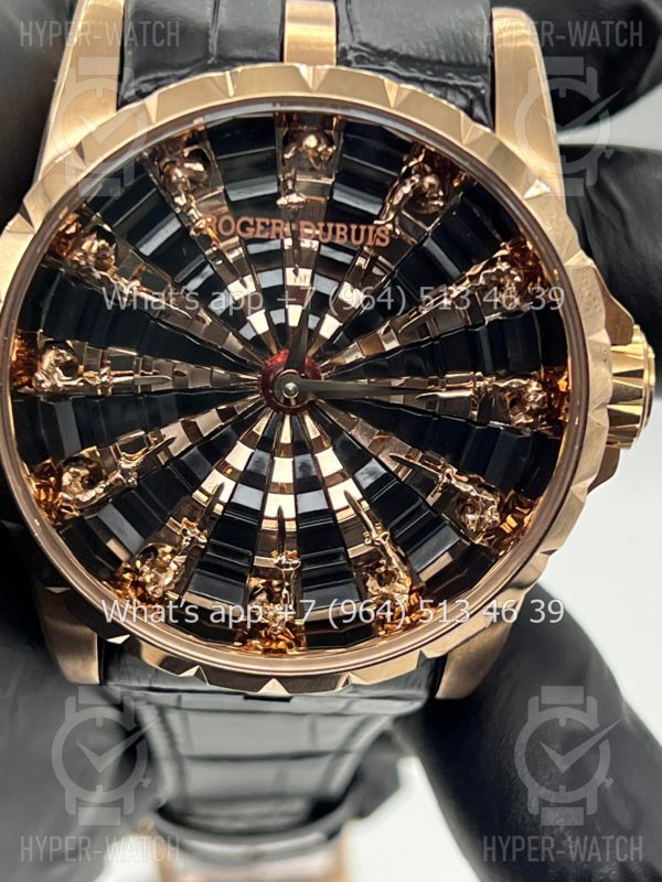 Фото 2 - Roger Dubuis Excalibur 45mm Knights Of The Round Table Gold