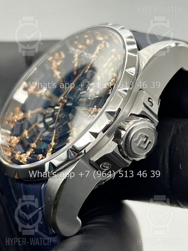 Фото 7 - Roger Dubuis Excalibur 45mm Knights Of The Round Table IV Blue