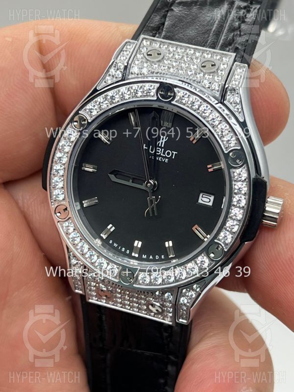 Товар Hublot Classic Fusion 33mm 581.OX.1181.RX Фото 3 - Hublot Classic Fusion 33mm 581.OX.1181.RX