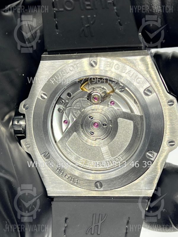 Фото 22 - Hublot Big Bang One Click 39mm 465.WX.897T.LR.0919