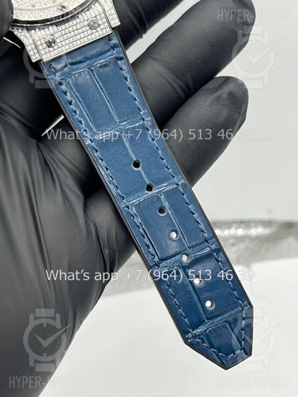 Товар Hublot Classic Fusion 42mm 565.NX.9010.LR Full Pave Blue Фото 13 - Hublot Classic Fusion 42mm 565.NX.9010.LR Full Pave Blue