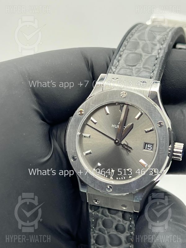 Товар Hublot Classic Fusion 33mm 581.NX.7071.LR Фото 7 - Hublot Classic Fusion 33mm 581.NX.7071.LR