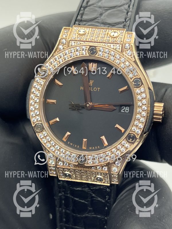 Товар Hublot Classic Fusion 33mm 581.OX.1181.RX.1704 Фото 3 - Hublot Classic Fusion 33mm 581.OX.1181.RX.1704