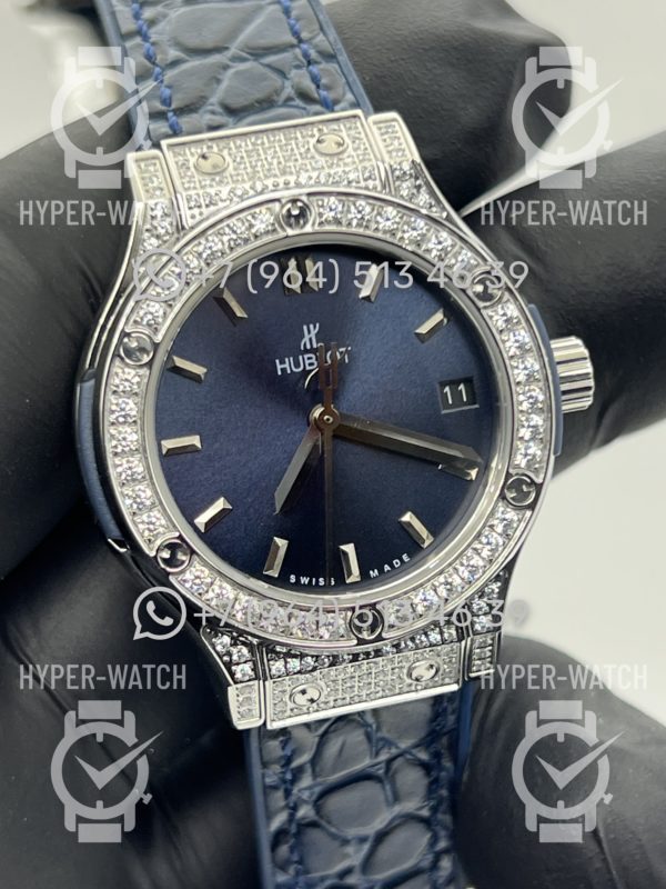 Товар Hublot Classic Fusion 33mm 581.NX.7170.RX Blue Фото 5 - Hublot Classic Fusion 33mm 581.NX.7170.RX Blue