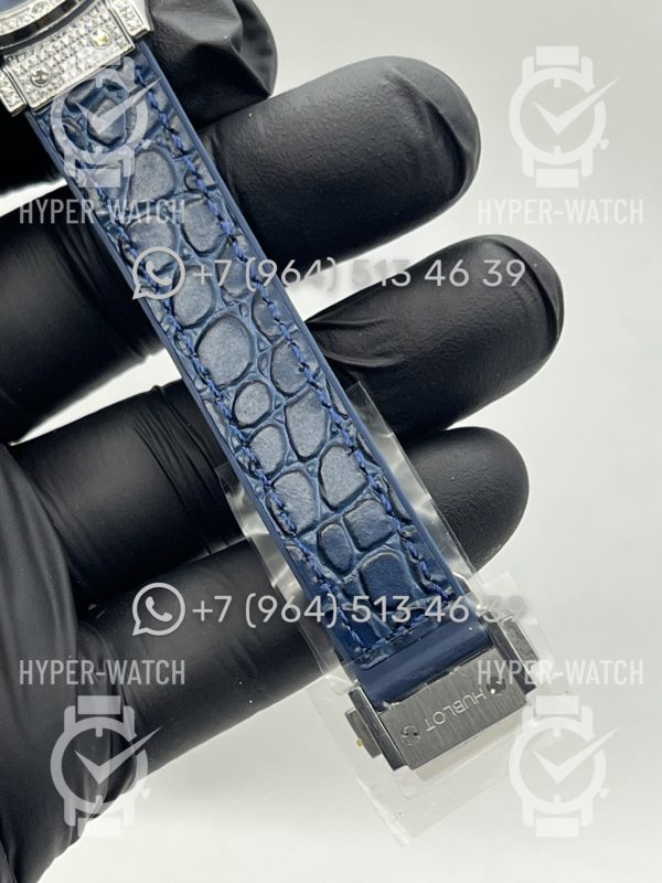 Товар Hublot Classic Fusion 33mm 581.NX.7170.RX Blue Фото 8 - Hublot Classic Fusion 33mm 581.NX.7170.RX Blue