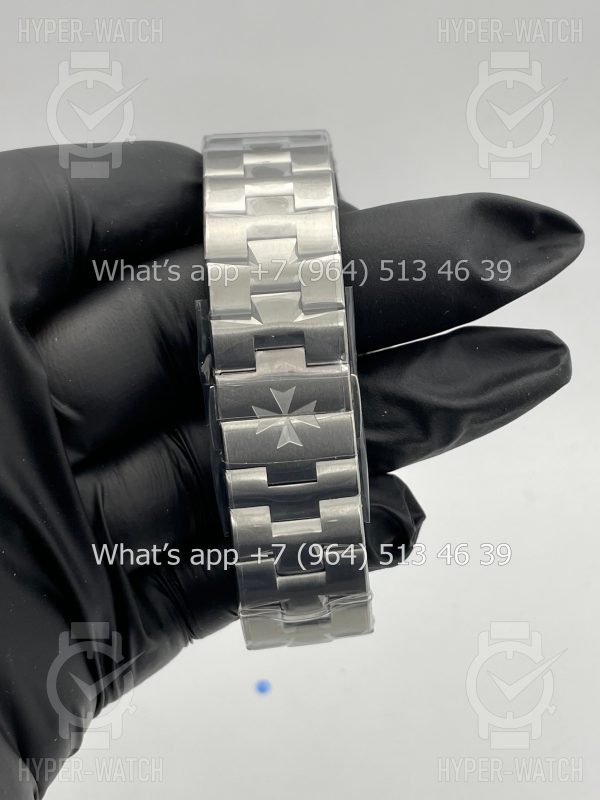 Фото 9 - Vacheron Constantin Overseas 41mm 4500V/110A-B483