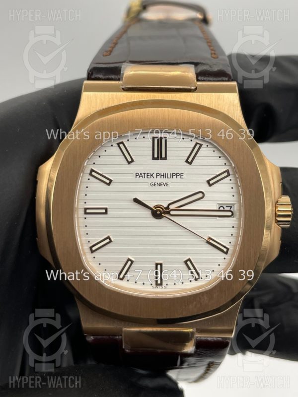 Товар Patek Philippe Nautilus 40mm 5711J-001 Фото 2 - Patek Philippe Nautilus 40mm 5711J-001