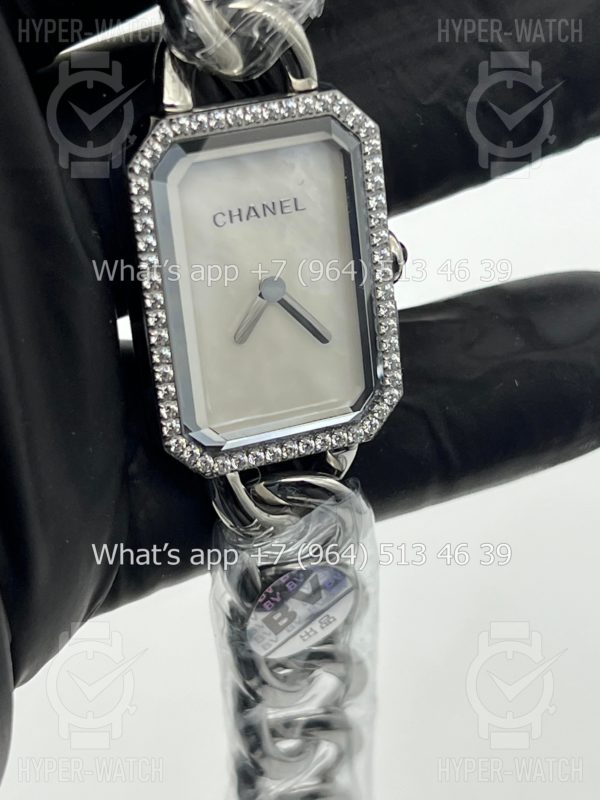 Товар Chanel Premiere Chain Small Mother of Pearl H3253 Фото 6 - Chanel Premiere Chain Small Mother of Pearl H3253