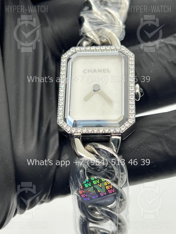Товар Chanel Premiere Chain Small Mother of Pearl H3253 Фото 8 - Chanel Premiere Chain Small Mother of Pearl H3253