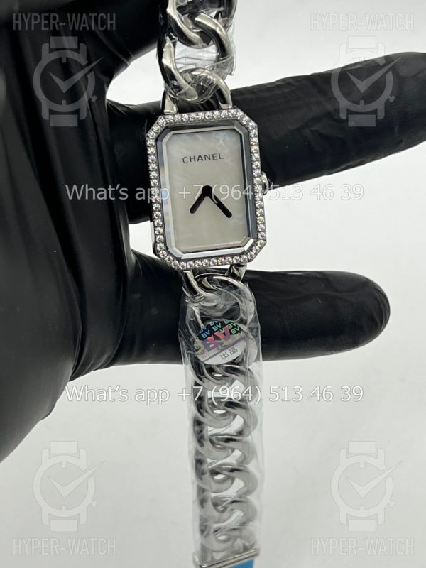 Товар Chanel Premiere Chain Small Mother of Pearl H3253 Фото 9 - Chanel Premiere Chain Small Mother of Pearl H3253