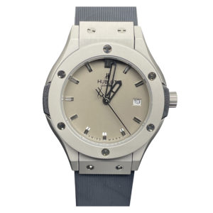 Фото 49 - Hublot Classic Fusion 33mm Art 4716