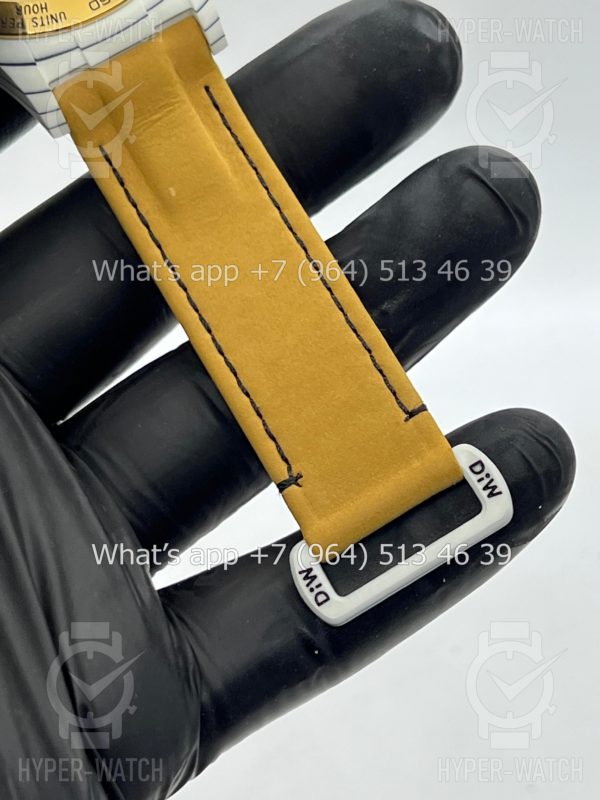 Товар Rolex Cosmograph Daytona Carbon DIW Golden Essence Фото 10 - Rolex Cosmograph Daytona Carbon DIW Golden Essence
