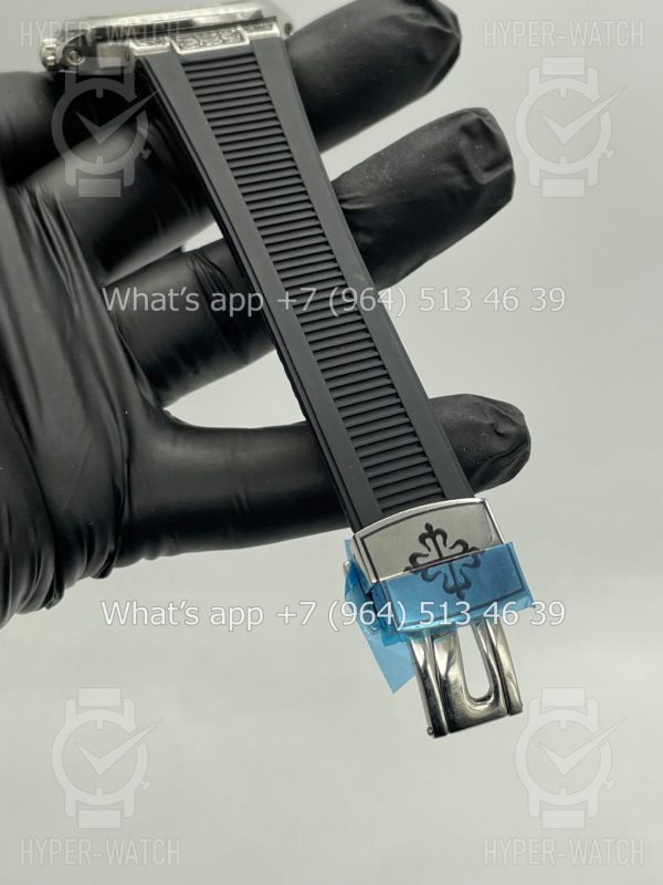 Товар Patek Philippe Nautilus 44mm Engraved Art 4766 Фото 11 - Patek Philippe Nautilus 44mm Engraved Art 4766