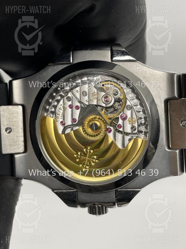 Товар Patek Philippe Nautilus 44mm Engraved Art 4766 Фото 7 - Patek Philippe Nautilus 44mm Engraved Art 4766
