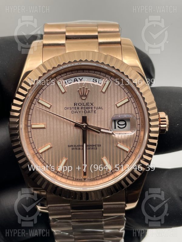 Фото 2 - Rolex Day-Date 40mm Art 4803