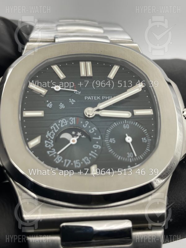 Товар Patek Philippe Nautilus 40mm 5712/1A-001 Фото 4 - Patek Philippe Nautilus 40mm 5712/1A-001