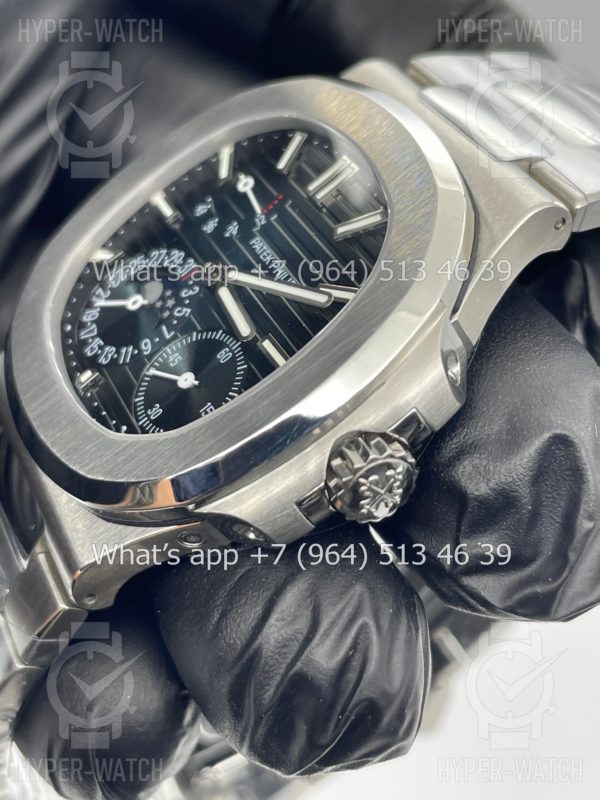 Товар Patek Philippe Nautilus 40mm 5712/1A-001 Фото 6 - Patek Philippe Nautilus 40mm 5712/1A-001
