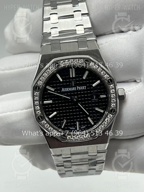 Товар Audemars Piguet Royal Oak 33mm 67651ST.ZZ.D002CR.01 Фото 7 - Audemars Piguet Royal Oak 33mm 67651ST.ZZ.D002CR.01