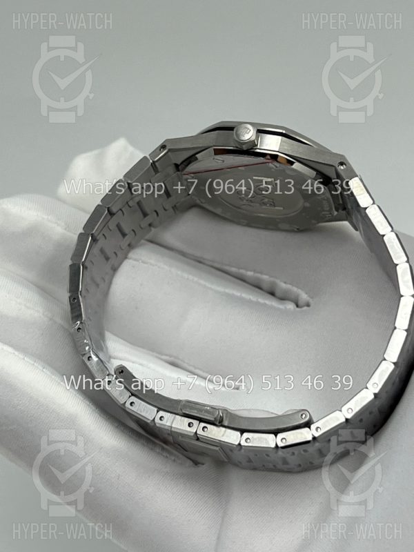 Товар Audemars Piguet Royal Oak 33mm 67651ST.ZZ.D002CR.01 Фото 12 - Audemars Piguet Royal Oak 33mm 67651ST.ZZ.D002CR.01