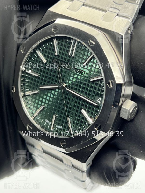Фото 4 - Audemars Piguet Royal Oak 41mm 15510ST.OO.1320ST.04 50th Anniversary Green