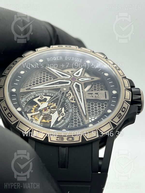 Товар Roger Dubuis Excalibur 45mm Spider Flying Tourbillon RDDBEX0815 Фото 4 - Roger Dubuis Excalibur 45mm Spider Flying Tourbillon RDDBEX0815
